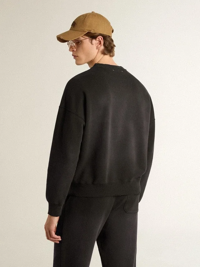 Sudadera unisex de algodón negro desgastado con logotipo bordado