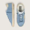 Super-Star en gamuza azul claro con estrella y lengüeta del talón de cuero beige