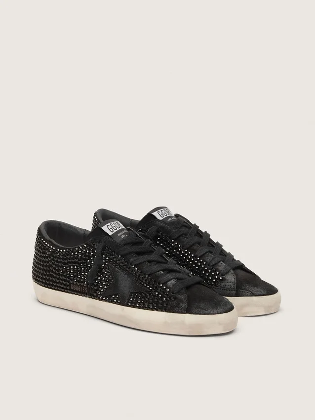 Super-Star en gamuza negra con cristales Swarovski y estrella de gamuza negra