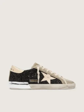Super-Star en negro con purpurina, estrella color crema e inserciones de gamuza
