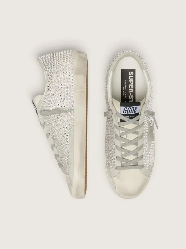 Super-Star en nubuck con cristales Swarovski y estrella de gamuza gris hielo