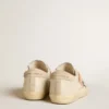 Super-Star LTD en cuero con estrella de gamuza beige y tachuelas de Swarovski