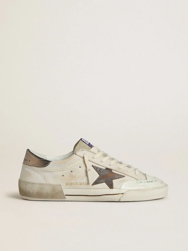 Super-Star LTD para hombre en gamuza con estrella de cuero marrón y lengüeta en el talón de cuero metalizado