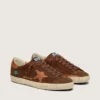 Super-Star LTD para hombre en gamuza marrón con estrella de cuero rojo ladrillo y bordado con cuentas verdes