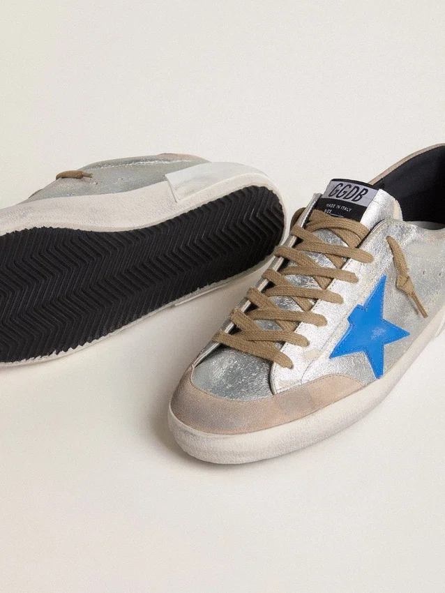 Super-Star LTD para hombre en gamuza plateada metalizada con estrella de cuero y lengüeta del talón de gamuza