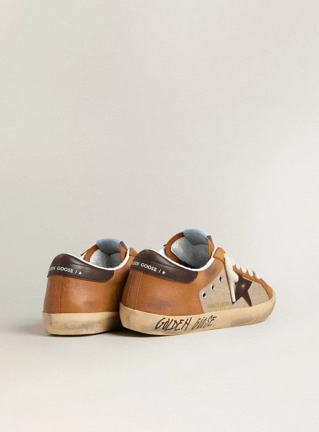 Super-Star LTD para hombre en lana beige con estrella de cuero marrón e inserciones color camello
