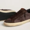 Super-Star LTD para hombre en nobuk marrón con estrella de gamuza y lengüeta del talón de cuero morado