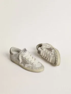 Super-Star LTD para mujer con estrella y lengüeta del talón de gamuza beige y bordado floral
