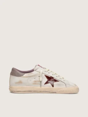Super-Star para hombre en cuero blanco con estrella de cuero laminado color burdeos