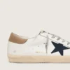 Super-Star para hombre en cuero blanco con estrella de lona azul medianoche y lengüeta del talón de cuero color tabaco