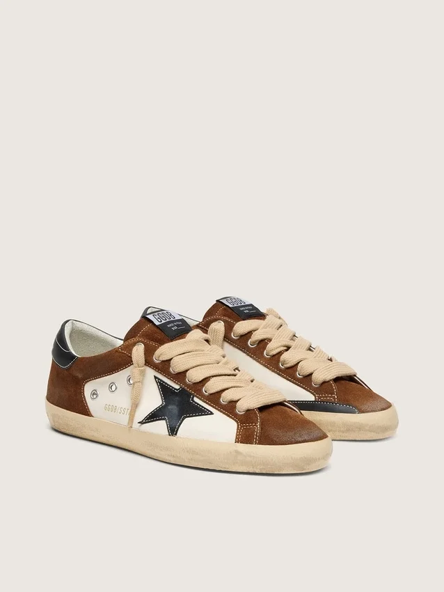 Super-Star para hombre en cuero blanco y gamuza marrón con estrella de cuero negro