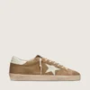 Super-Star para hombre en gamuza color tabaco con estrella de cuero blanco