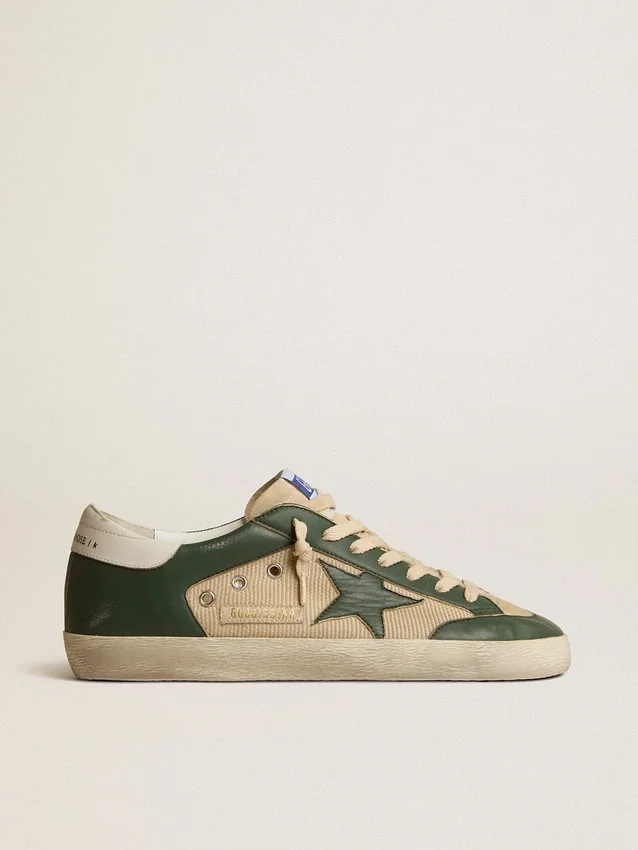 Super-Star para hombre en malla color crema y napa verde con estrella de napa