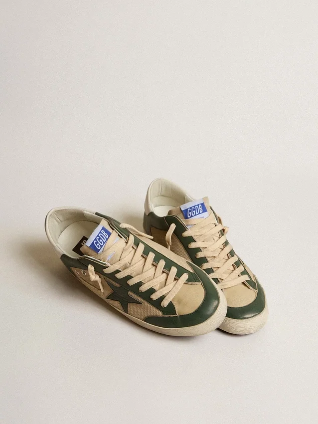 Super-Star para hombre en malla color crema y napa verde con estrella de napa
