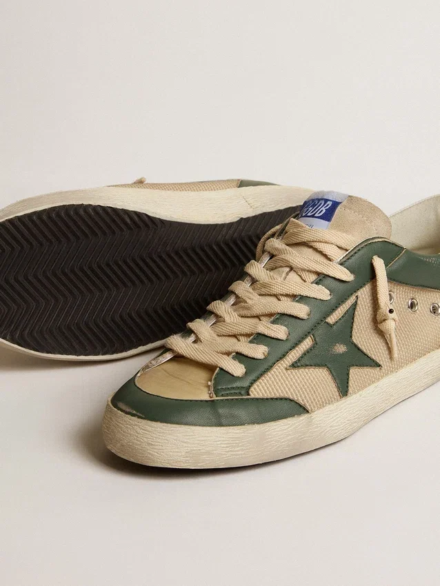 Super-Star para hombre en malla color crema y napa verde con estrella de napa