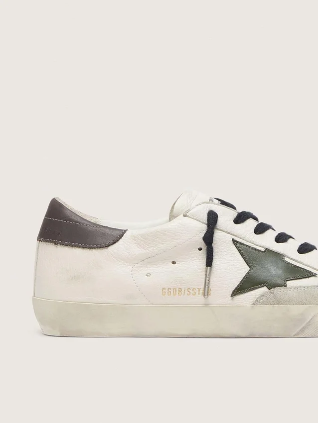 Super-Star para hombre en napa con estrella de cuero verde y lengüeta trasera de cuero gris