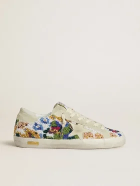 Super-Star para mujer con cuentas multicolores y estrella de gamuza beige