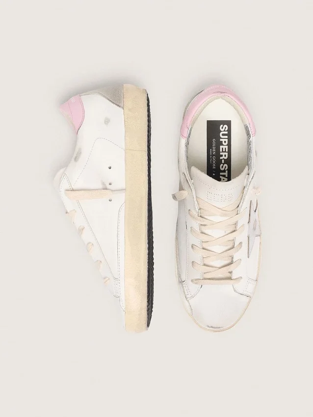 Super-Star para mujer con estrella de cuero plateada y lengüeta del talón rosa
