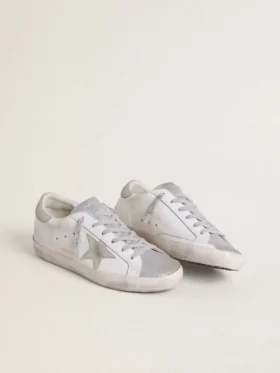 Super-Star para mujer con estrella de gamuza gris e inserciones de purpurina plateada