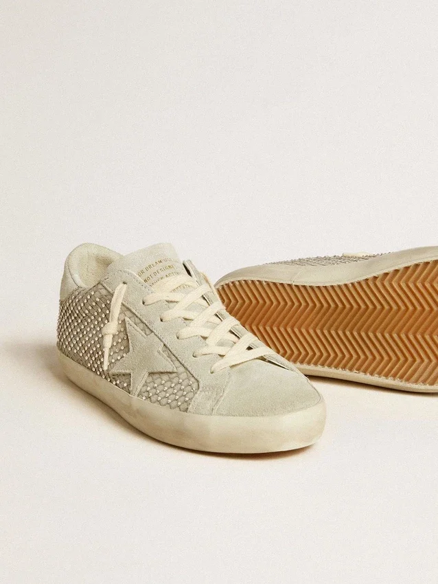 Super-Star para mujer con estrella de gamuza gris y malla de cristales Swarovski