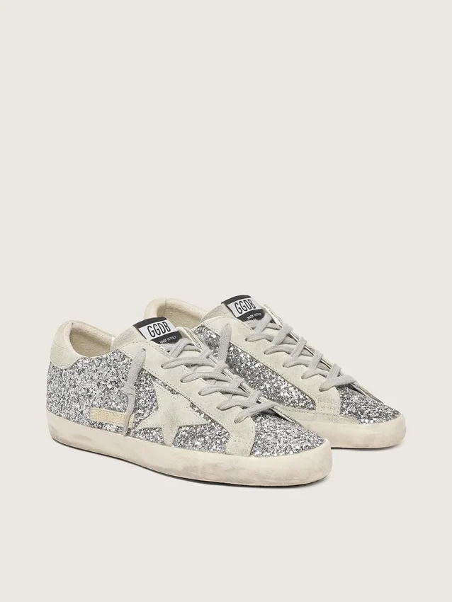 Super-Star para mujer en brillo plateado con estrella de gamuza gris hielo