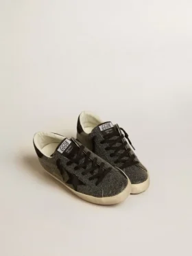 Super-Star para mujer en cristales Swarovski negros con estrella de gamuza negra