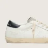 Super-Star para mujer en cuero blanco con estrella perforada