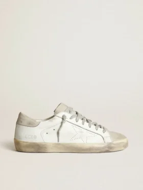 Super-Star para mujer en cuero blanco con estrella perforada y lengüeta del talón de nubuck beige
