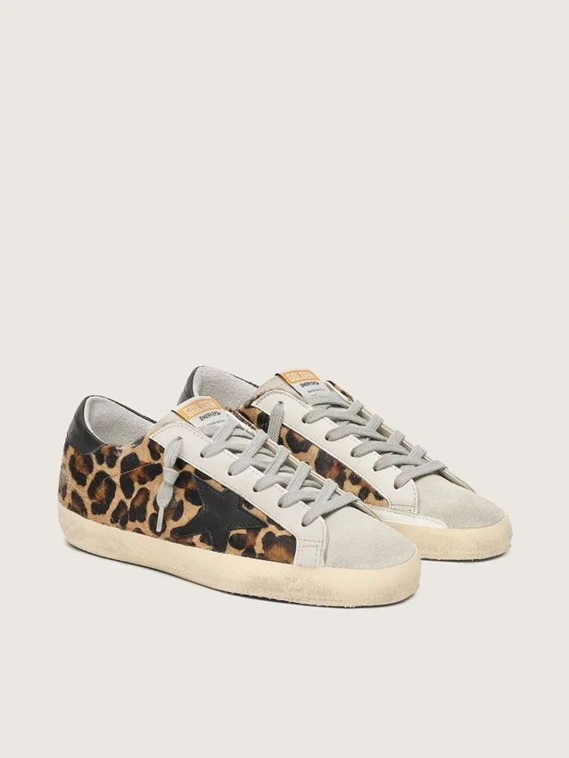 Super-Star para mujer en cuero con estampado de leopardo