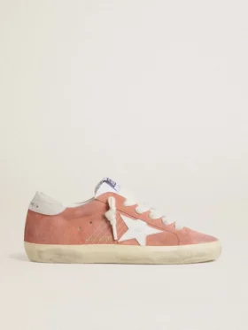 Super-Star para mujer en gamuza color coral con estrella y lengüeta del talón de cuero blanco