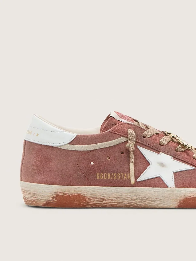Super-Star para mujer en gamuza color óxido con estrella de cuero platino metalizado