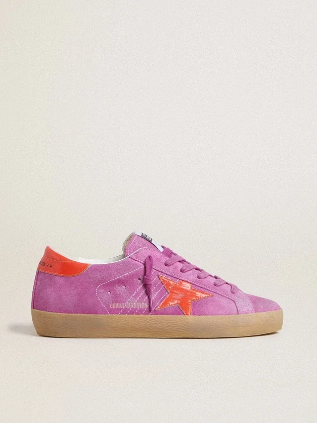 Super-Star para mujer en gamuza fucsia con estrella y lengüeta del talón de cuero laminado naranja fluorescente