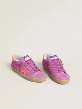 Super-Star para mujer en gamuza fucsia con estrella y lengüeta del talón de cuero laminado naranja fluorescente
