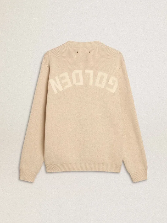 Suéter de cuello redondo beige para hombre con letras «Golden» en la espalda