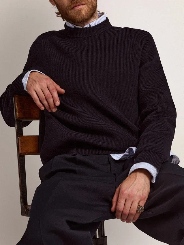 Suéter de cuello redondo para hombre en algodón azul oscuro con logotipo