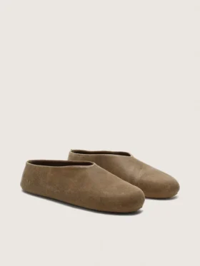Tierra para hombre en gamuza color caqui