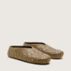 Tierra para mujer en gamuza color caqui con tachuelas plateadas