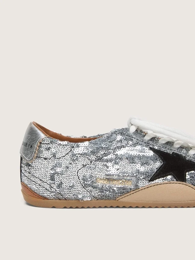 True-Star para hombre con lentejuelas plateadas, estrella negra y lengüeta de talón de cuero plateado
