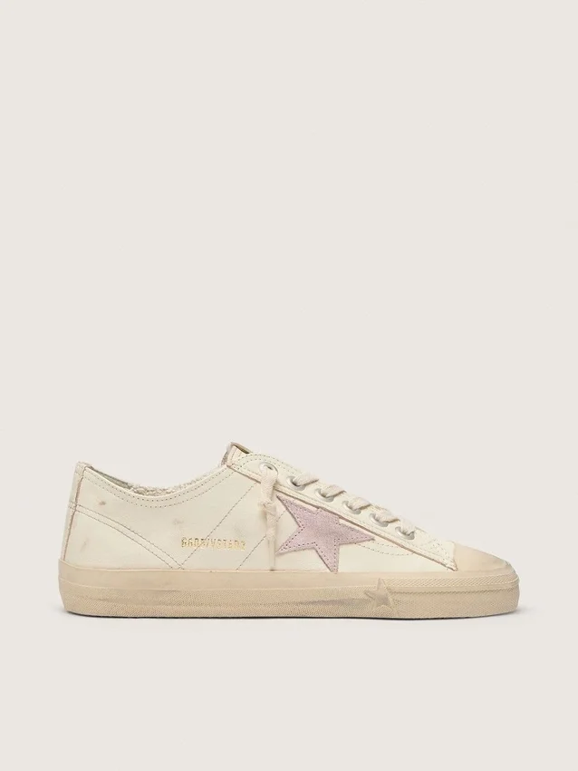 V-Star en piel napa beige con estrella de gamuza rosa antiguo