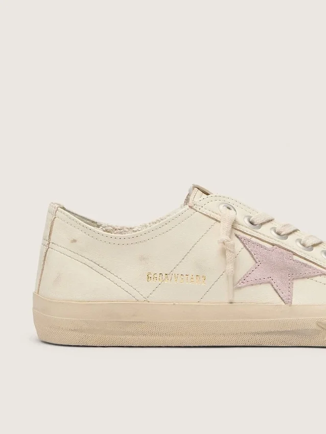 V-Star en piel napa beige con estrella de gamuza rosa antiguo