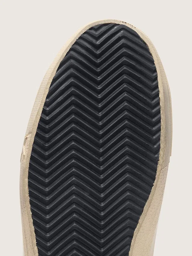 V-Star en piel napa con estrella de nubuck negro