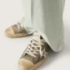 V-Star para hombre en gamuza gris paloma con estrella de cuero metalizado plateado