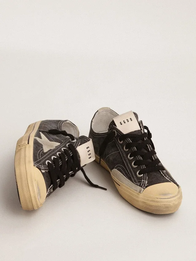 V-Star para hombre en lona negra con estrella y talón en gris hielo