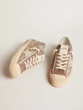 V-Star para mujer en gamuza gris paloma con estrella de cuero gris claro