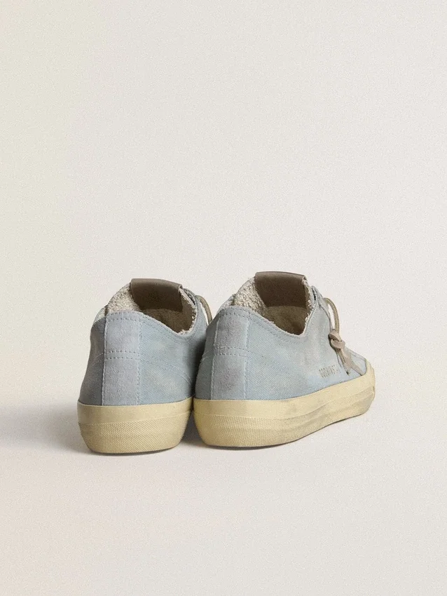 V-Star para mujer en lona azul claro con estrella de cuero gris paloma
