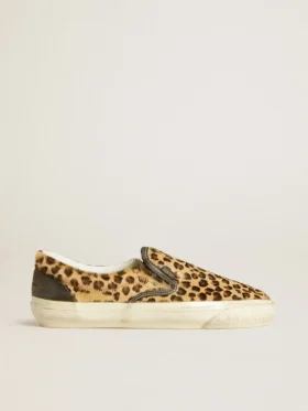 VCE Penstar para mujer en piel de potro con estampado de leopardo y lengüeta de talón de cuero negro