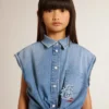 Vestido de mezclilla para niñas con lazo delantero y bordados