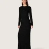 Vestido largo de mujer de malla negra con lentejuelas negras