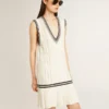 Vestido sin mangas de algodón blanco desgastado para mujer con ribetes azul oscuro y cristales