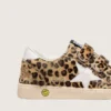 Young Ball Star en piel de potro con estampado de leopardo, estrella de cuero blanco y lengüeta en el talón